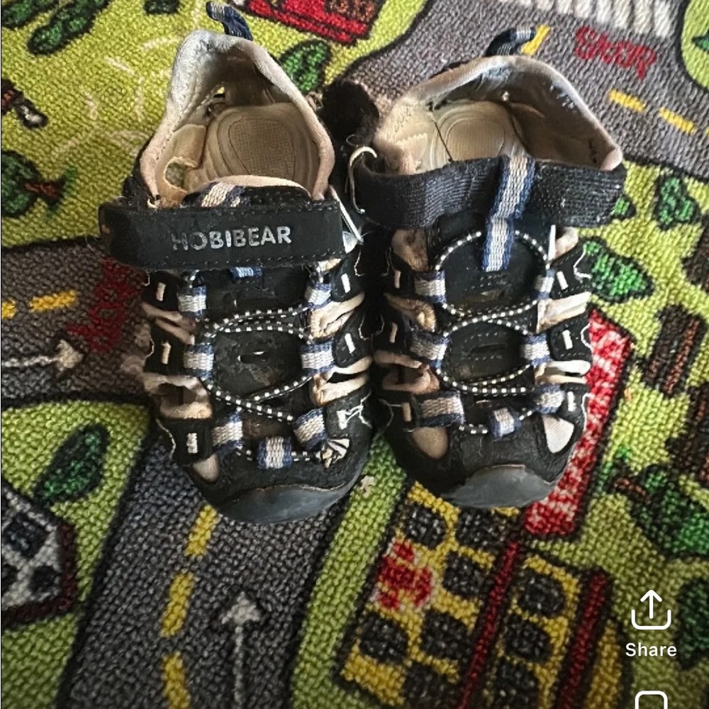 Hobibear Kids Black and Blue Sneakers